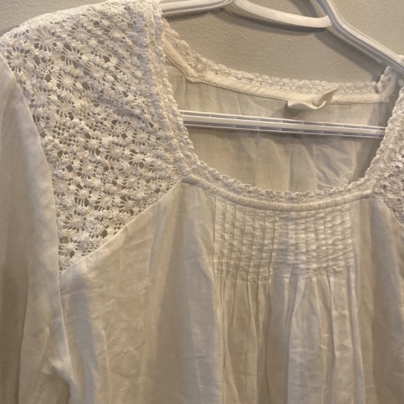 Gap Embroidered Boho Top - Picture 3 of 6